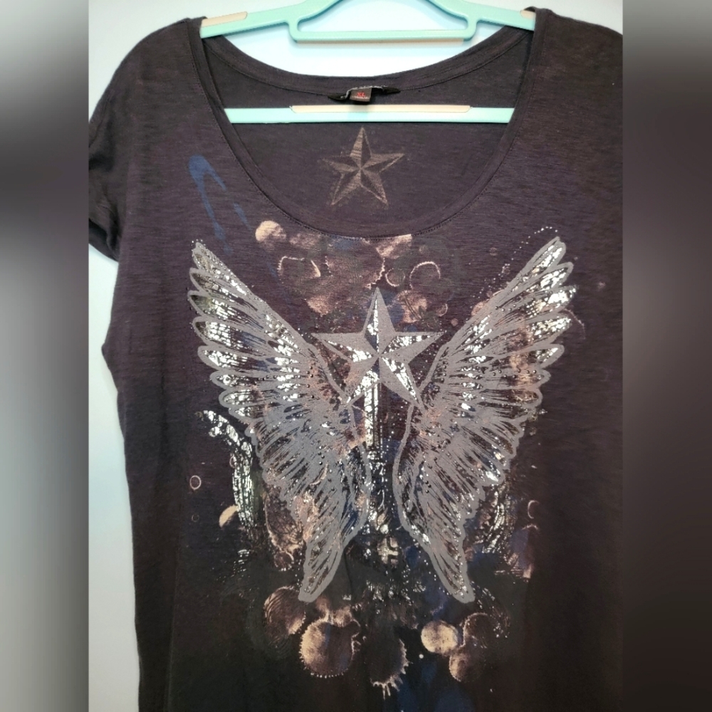 Rock & Republic Black Brown Silver Extra Large Star Wings Sparkle Metallic Shirt